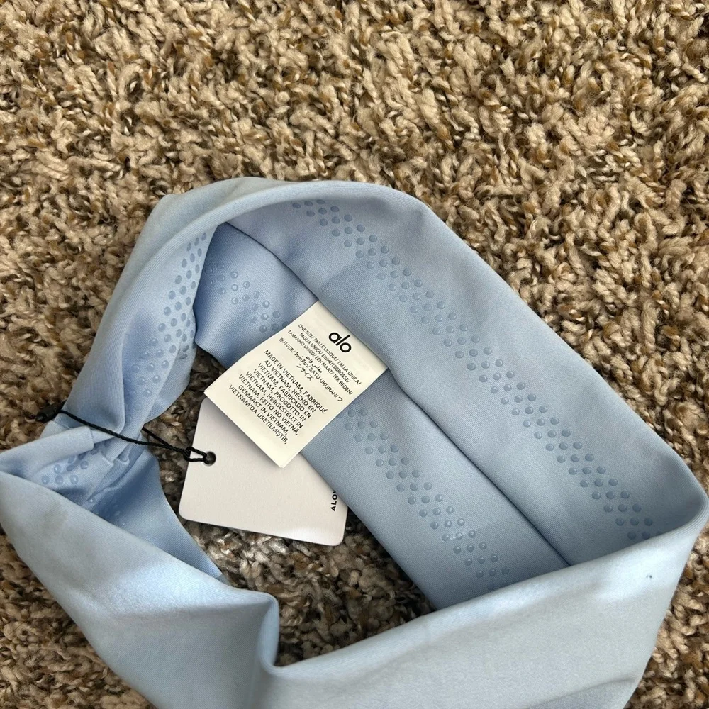 Alo Airlift Headband - Picture 4 of 4